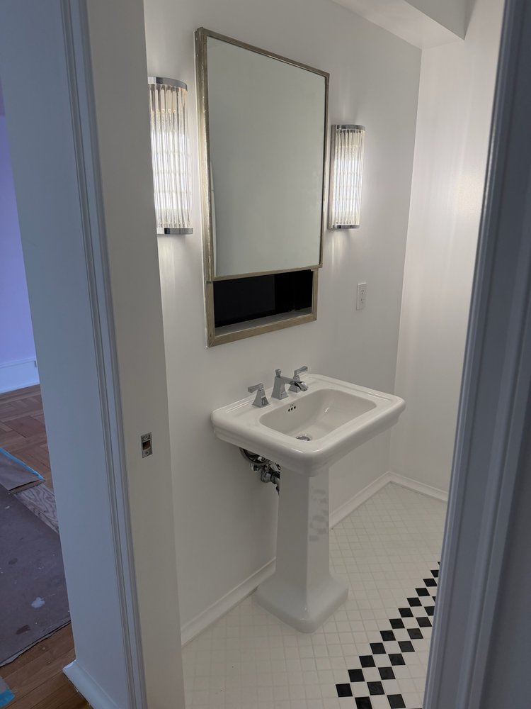 Grove Street Builders Bathrooms